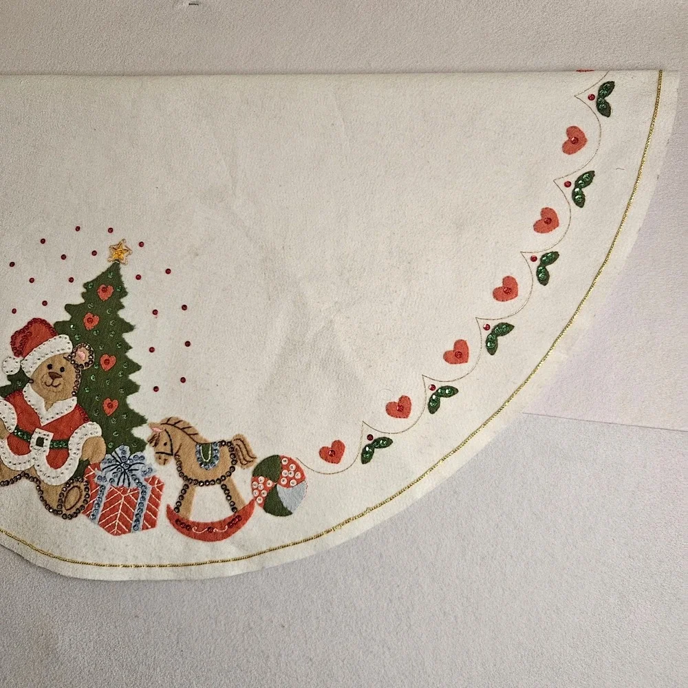 Vintage Felt Applique Christmas Tree Skirt Santa Teddy Bear Sequin White 35